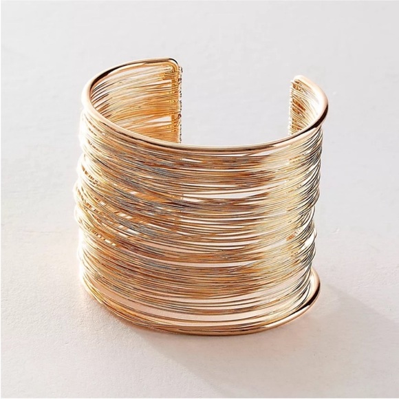 Free People Jewelry - NWOT FP Gold Tunnel Cuff Bracelet